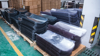 防爆盾牌半成品區(qū)