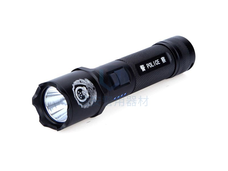 新標(biāo)警用強(qiáng)光手電