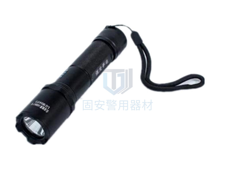 新標(biāo)強(qiáng)光手電