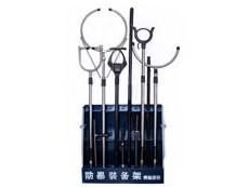 靖江固安警用：保安在什么情況下可以使用安保器材呢？